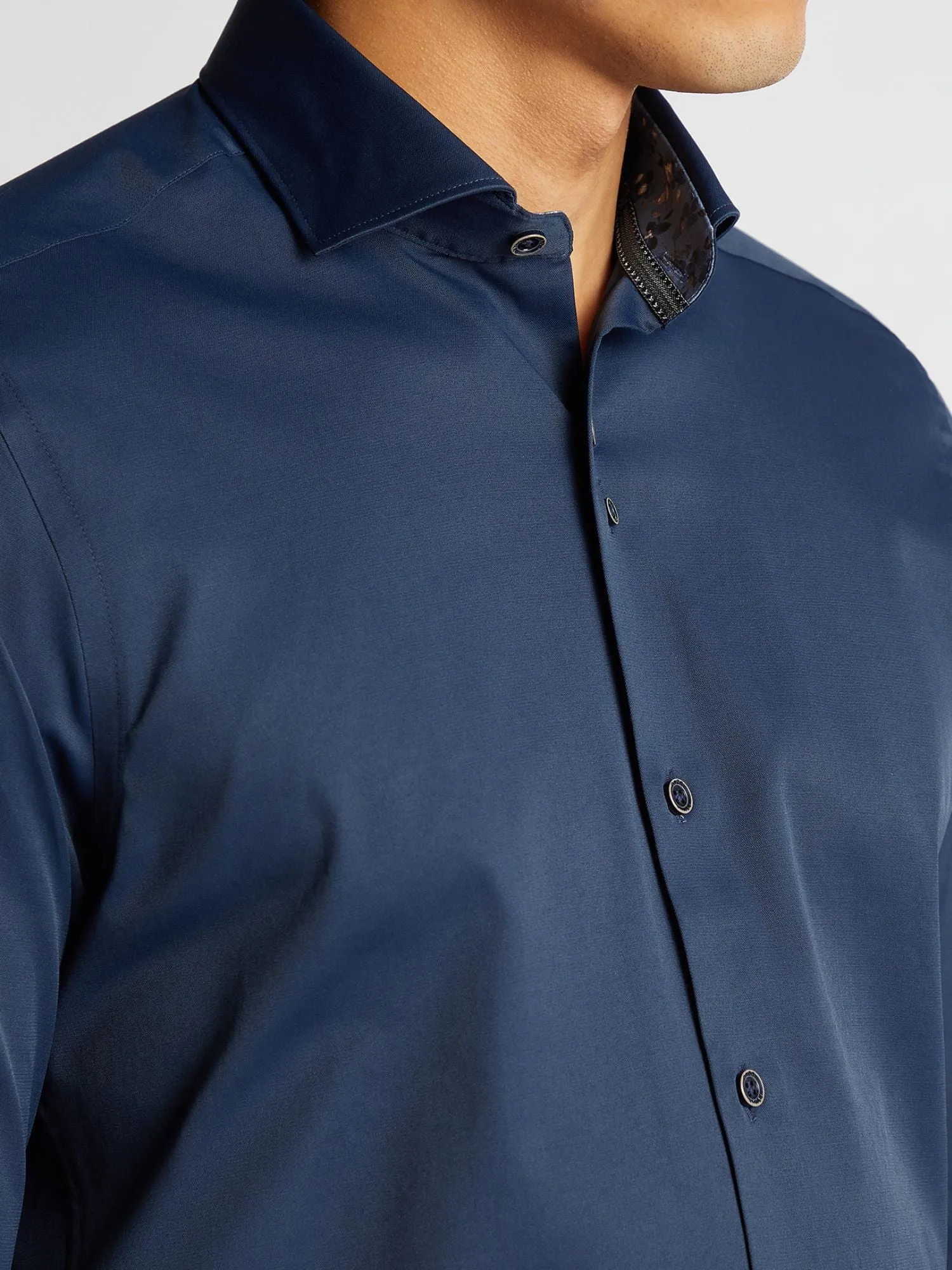 2 X Stretch Shirts