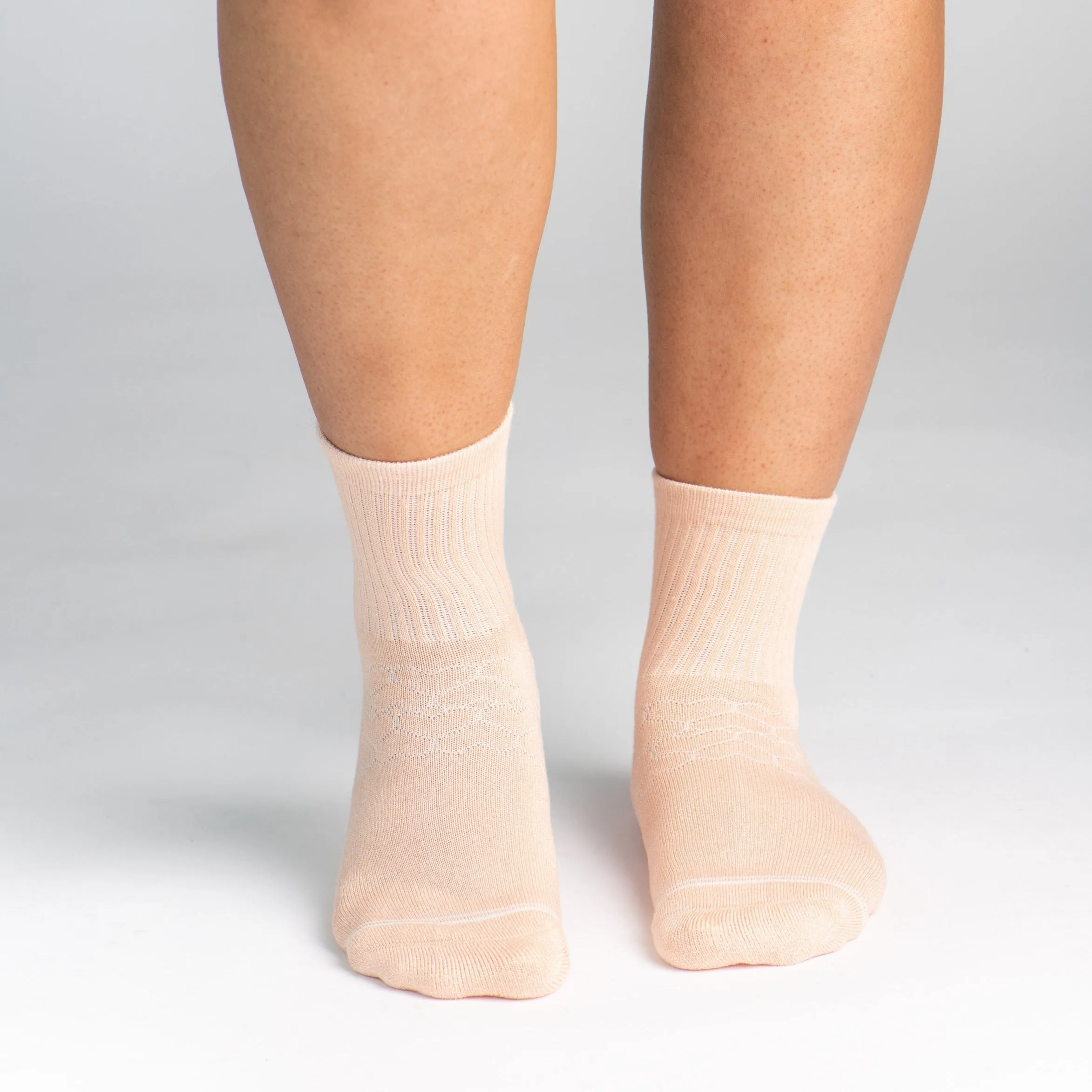 Bamboo Socks | Uptown Quarter Crew | Aurora Apricot