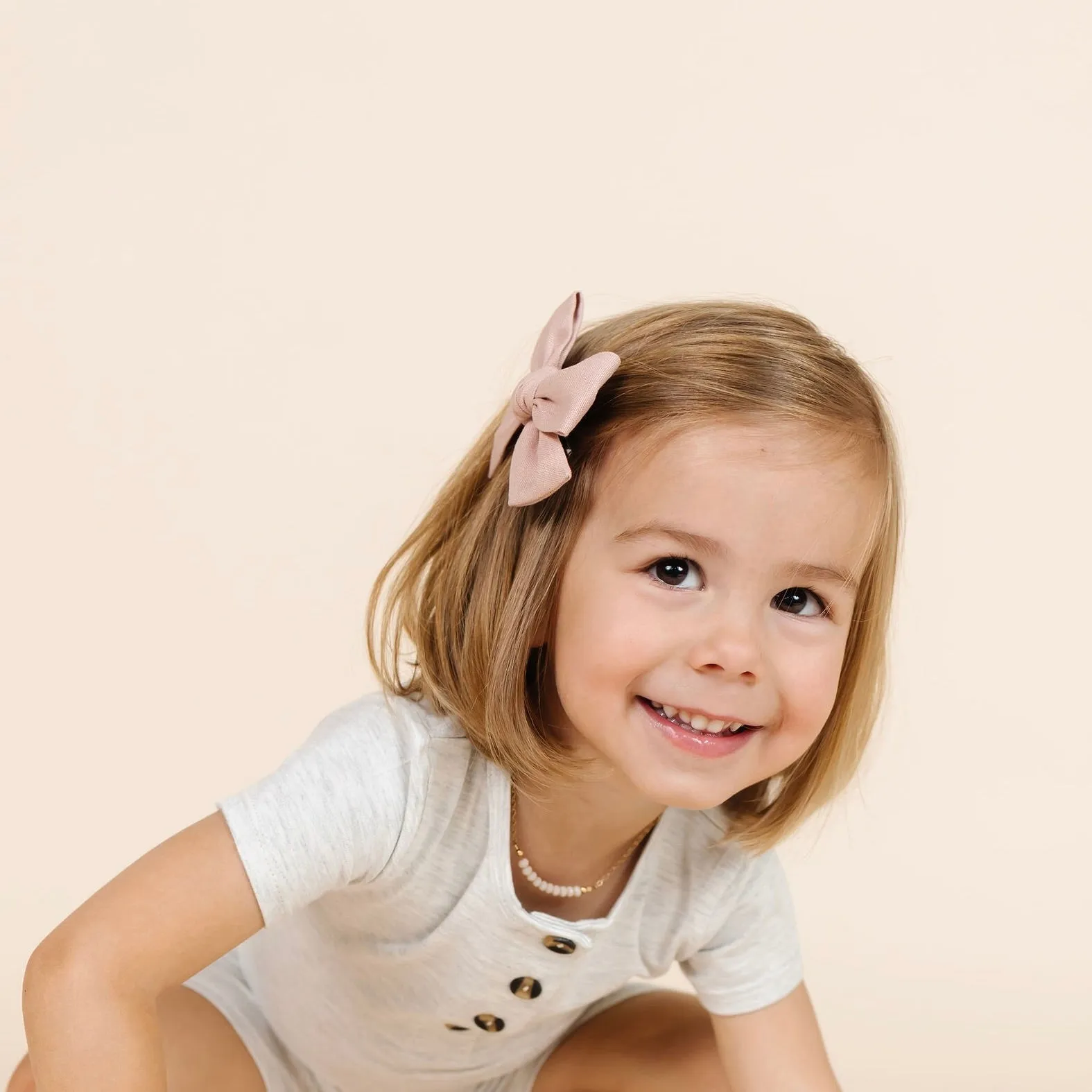 Linen Bow - Rose Clip