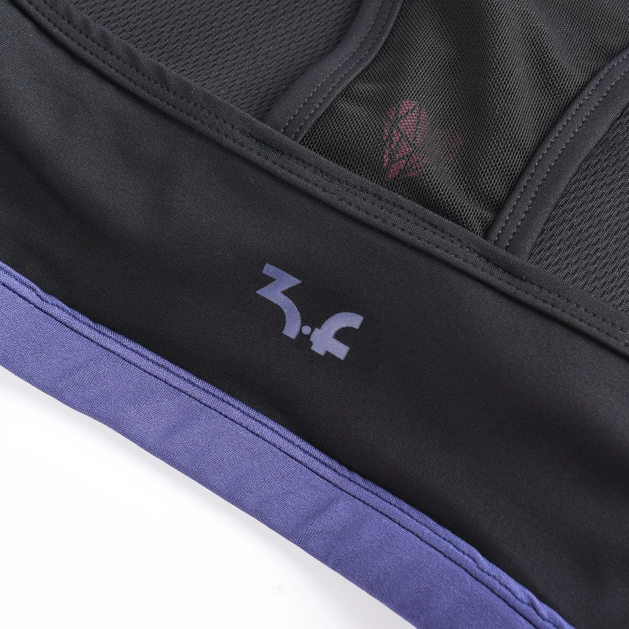 Women's Sports Bra "Sally" – Made from Bamboo for Ultimate Comfort and Performance